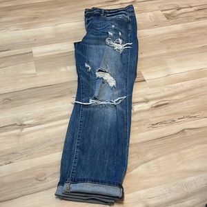 Judy Blue jeans boyfriend fit. Size 13/31. Great condition, distress look.